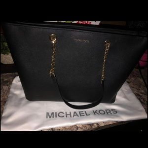 Michael Kors Tote with dustbag